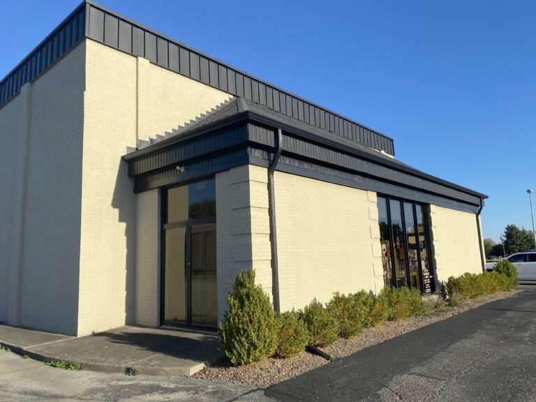Exterior building of temperature controlled storage units